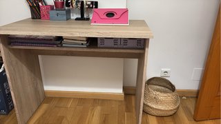 Scrivania in legno