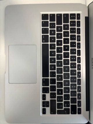 MacBook Air 13 (2010) A1369