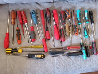 Lote 217 piezas por cierre taller