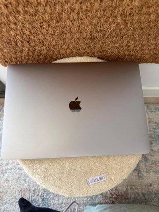 MACBOOK PRO 15" i9/32/1TB TOPE DE GAMA