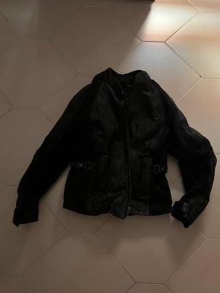 Cazadora Out Café Racer Negra