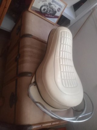 HOY Asiento Harley Davidson Cuero Beige