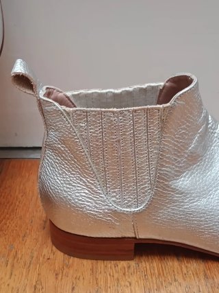 Dorotea -Botines Sky plata, todo piel suave