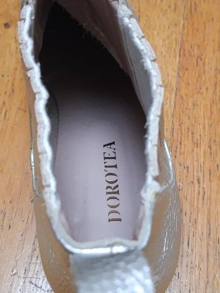Dorotea -Botines Sky plata, todo piel suave