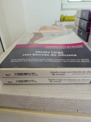 Lote Medias Compresión Fuerte Medilast Beige
