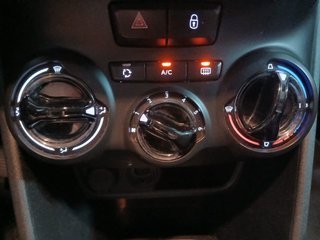 IMPECABLE Peugeot 2008 1.6HDI 100C.V 2018
