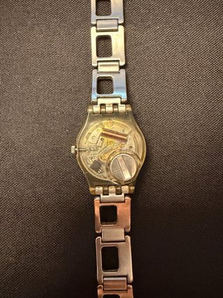Reloj Swatch Plateado