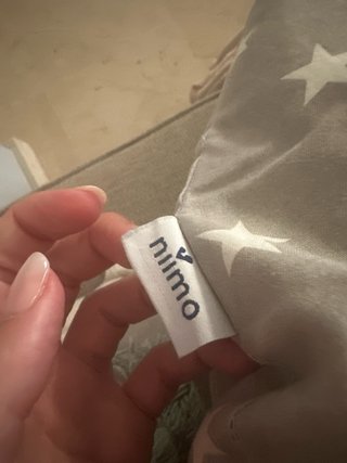 Cojín Maternidad Estrellas Gris marca Niimo