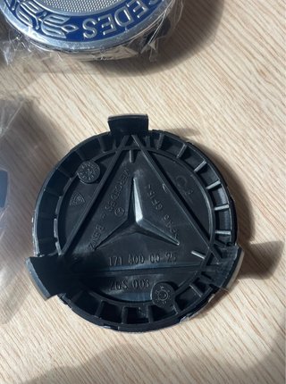 TAPAS UNIVERSALES PARA BUJE RUEDA LLANTA MERCEDES
