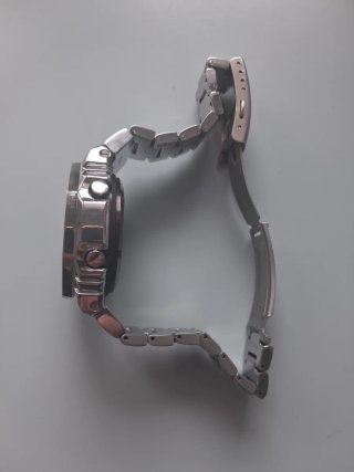 Reloj G-Shock Casio Plateado