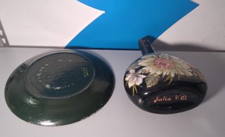 Set decorativo in ceramica dipinta a mano