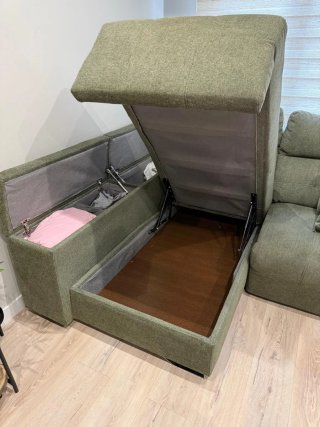 Sofá chaise longue verde