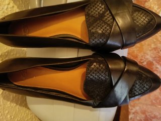 Zapatos UGG Mujer Negros y Marrones