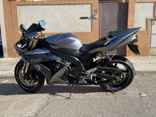 Yamaha R1 2005