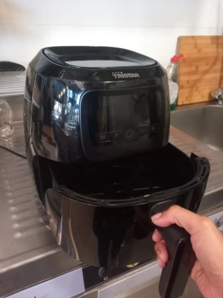 Freidora de aire Tristar 3,5L casi nueva