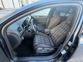Volkswagen Golf GTI 35