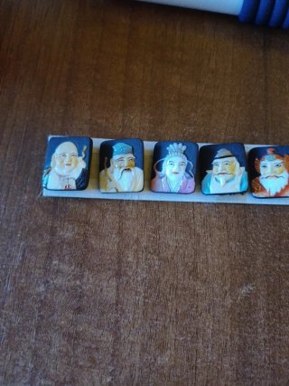 Botones antiguos de porcelana