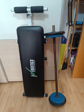 Tabla abdominales y barra pesas