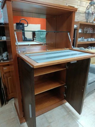 MUEBLE BOTELLERO