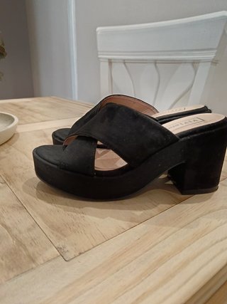 Sandalias negras tacón plataforma