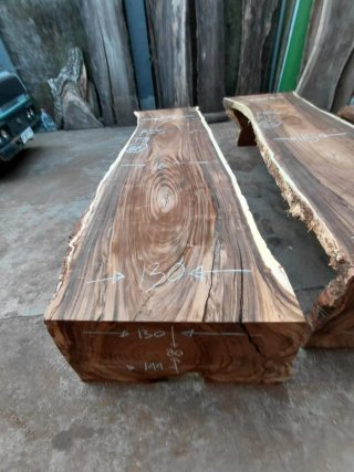 Mesa madera maciza con patas  telf 670 25 1516