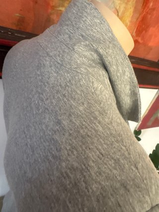 Chaqueta ZARA gris poco uso