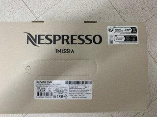 Cafetera Nespresso Inissia Roja