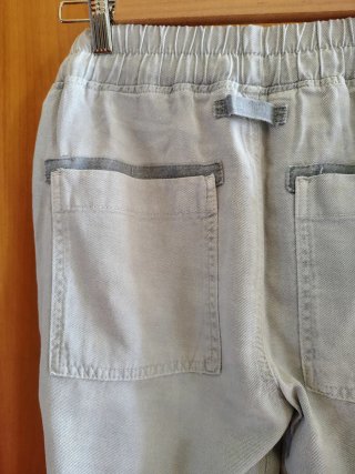 Pantalones Zara