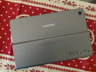 Lenovo Tab Plus con garanzia