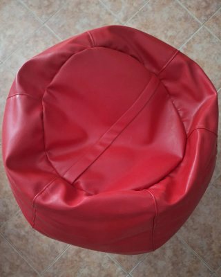 Puff pera polipiel rojo