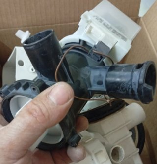 Bomba de lavadora usada