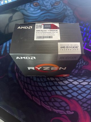 Pc gaming con Ryzen 7 5800x3d con grafica rx7600xt
