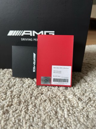 Cartera Compacta AMG de Mercedes-Benz