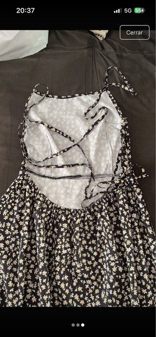 Vestido Shein floral negro y blanco Talla M