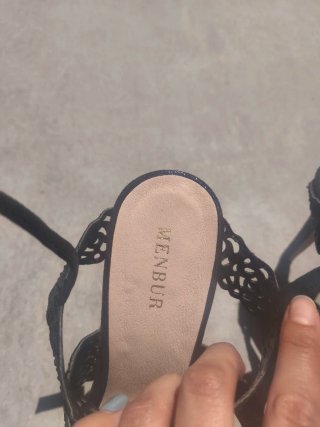 Sandalias Menbur Tacon Azul Eléctrico Brillo T39
