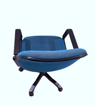 Sillón de oficina azul con 5 ruedas