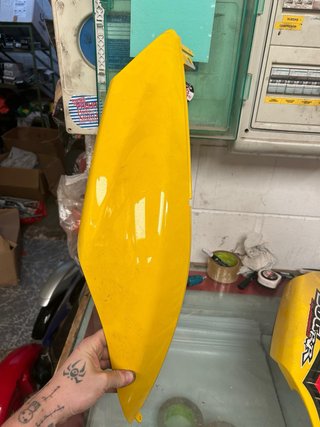 Carenado Jog RR 05 Amarillo