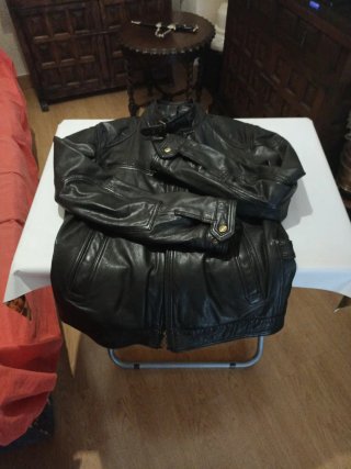 Chaqueta Cuero Massimo Dutti Negra