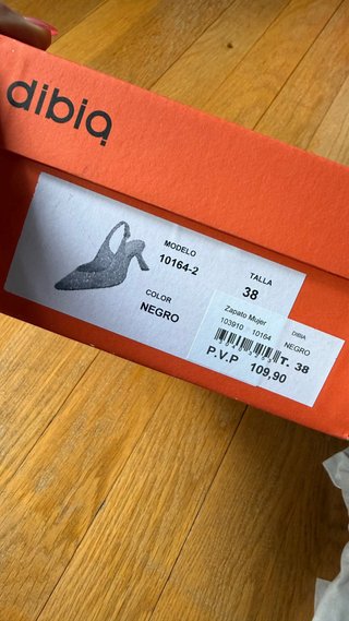 Zapatos de tacón negros