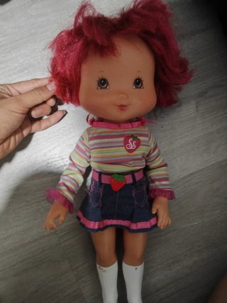 Muñeca Rosita Fresita