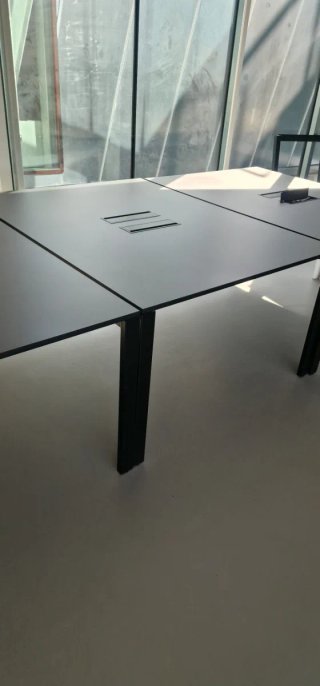 Mesa de oficina multipuesto doble gris