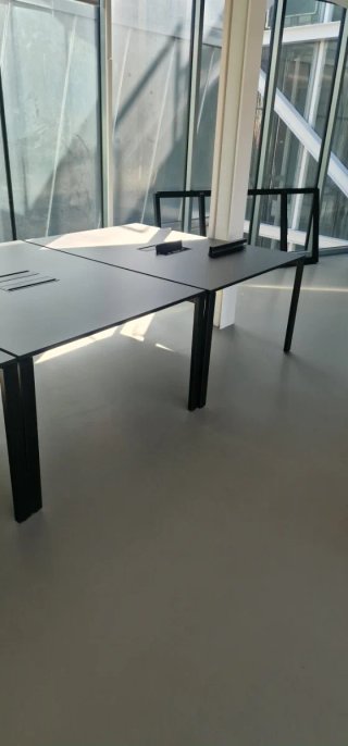 Mesa de oficina multipuesto doble gris