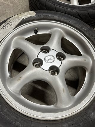 Llantas Enkei Mazda MX5 + Semi Slicks