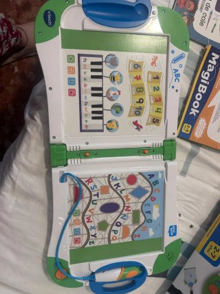 VTech MagiBook con libros extras