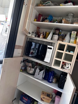 Lavavajillas, Frigo, despensero y mesa auxiliar