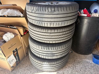 Llantas BMW Serie 1 16 con neumáticos Michelin
