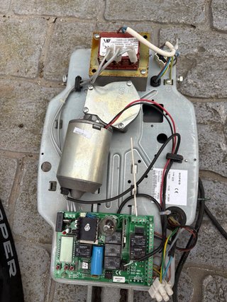 Motor Puerta Garaje ROPER Oscilo Batiente