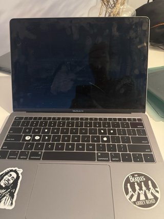 MacBook AIR 2018 pantalla dañada
