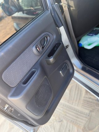Mitsubishi L 200 2003