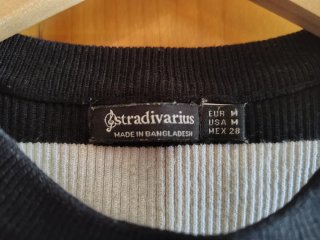 Top Stradivarius Rayas Blanco y Negro Talla M
